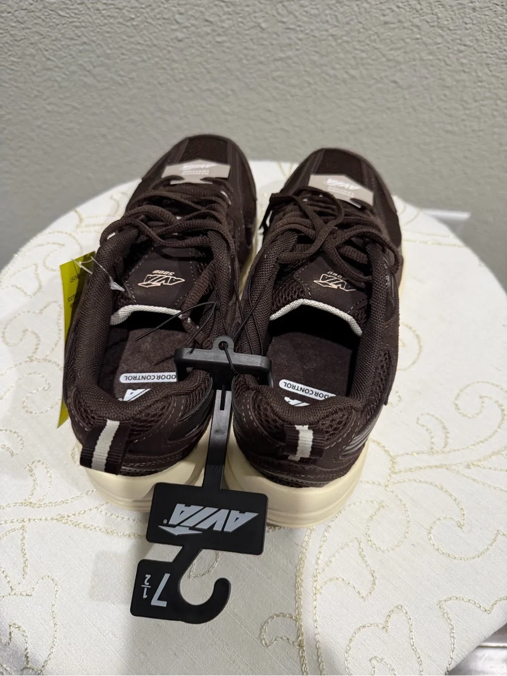 Avia women sneakers